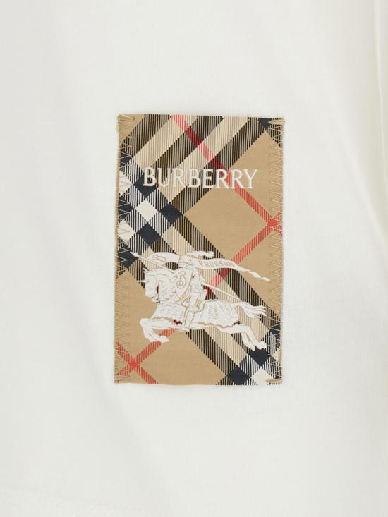 26FW 버버리 체크 라벨 티셔츠 8104886 White - BURBERRY