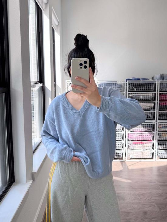  르 본 숍 스웨터 르봉숍 애비 코튼 브이넥 - LE BON SHOPPE