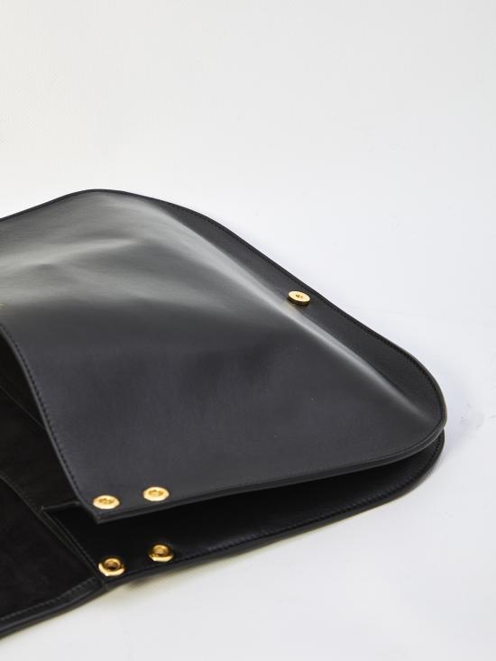 26FW 셀린느 소프트 트리옹프 베사체 서플 샤이니 램스킨 백 123632T88 BLACK - CELINE