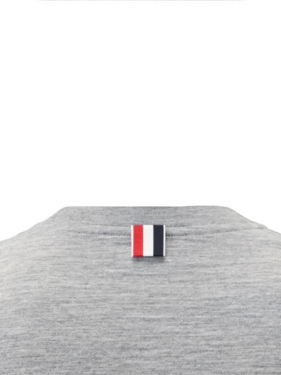 26FW 톰브라운 반팔 티셔츠 FJS232A J0301055 LIGHT GREY - THOM BROWNE