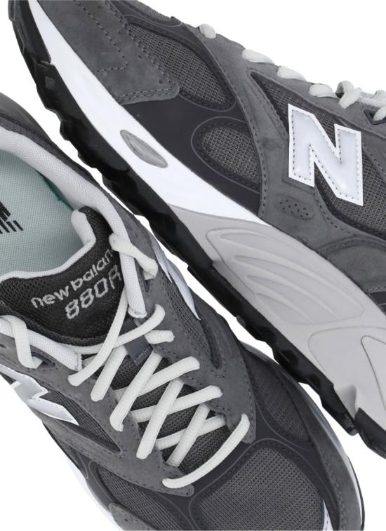 26FW 뉴발란스 스니커즈 U880R3TRSLATE GREY MAGNET - NEW BALANCE