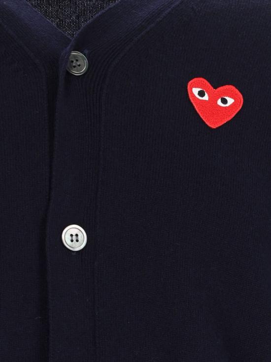 26FW 꼼데가르송 V넥 하트 와펜 가디건 AX N008 051 2 Blue - COMME DES GARCONS