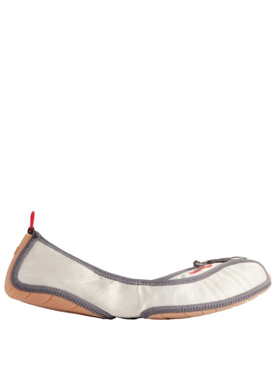 26FW 발렌시아가 플랫 슈즈 871962WBLLT 9145 WHITE