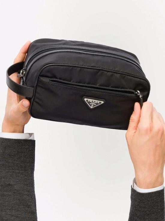 26FW 프라다 리나일론 앤 사피아노 레더 트래블 파우치 2NA8192DMH F0002 BLACK - PRADA
