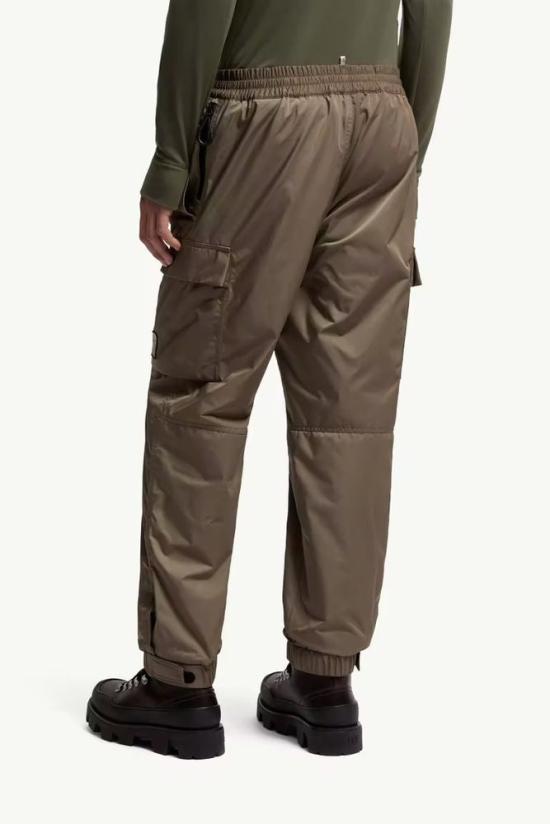 25FW 몽클레어 카고 팬츠 MASTER ULT 006891 IMPRIME S TAUPE - MONCLER