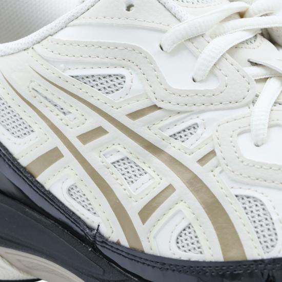 26FW 아식스 스니커즈 1203B081020 White - ASICS