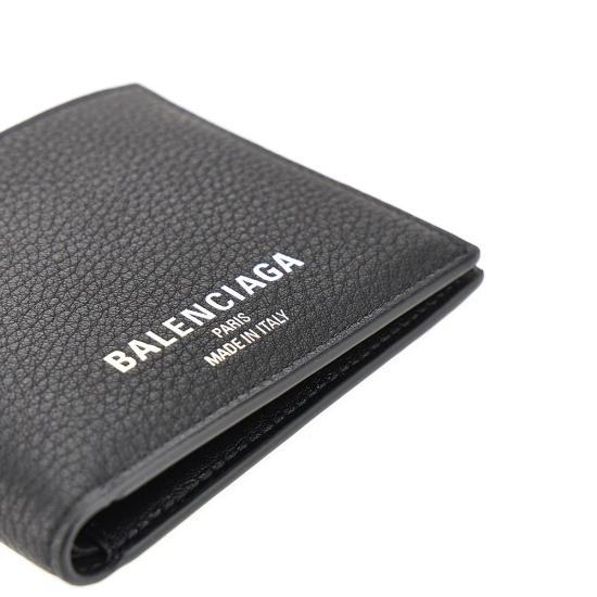 26FW 발렌시아가 크레딧 스퀘어 폴디드 월렛 8066422ABV0 Black - BALENCIAGA