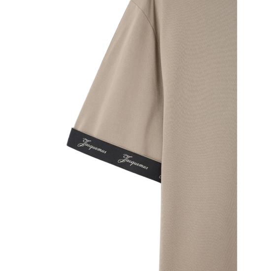 26FW 자크뮈스 롱 카레 반팔 티셔츠 TSM00578 AJ00254 150 NEUTRALS - JACQUEMUS