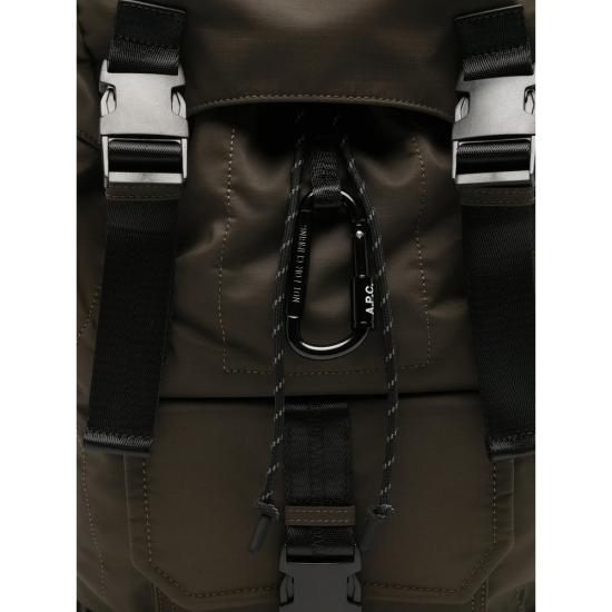 26FW 아페쎄 로고 프린트 버클 플랩 백팩 PAAGE H62631 JAD GREEN - A.P.C.