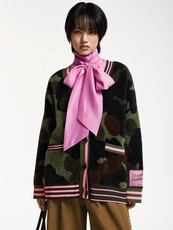 26FW 에센셜앤트워프 가디건 Maglia Camouflage Verde 소재의 카디건 오버