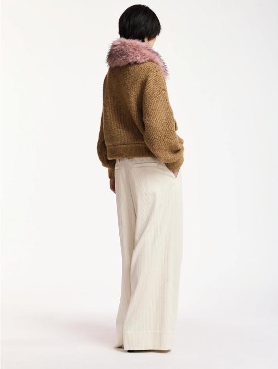 26FW 에센셜앤트워프 자켓 Maglia Bouclè con Pelliccia Removibile Cammello를 입은 폭격기 - ESSENTIEL ANTWERP