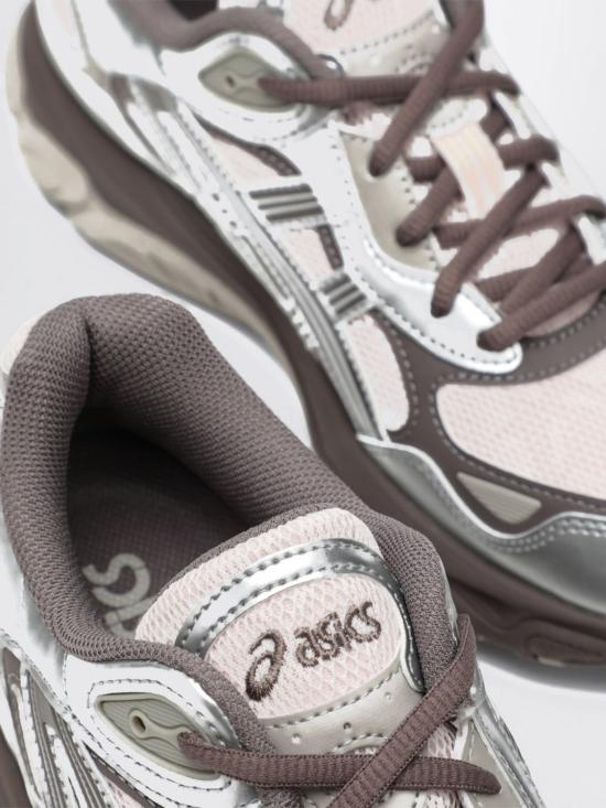 26FW 아식스 스니커즈 1203B225 700 Pink - ASICS