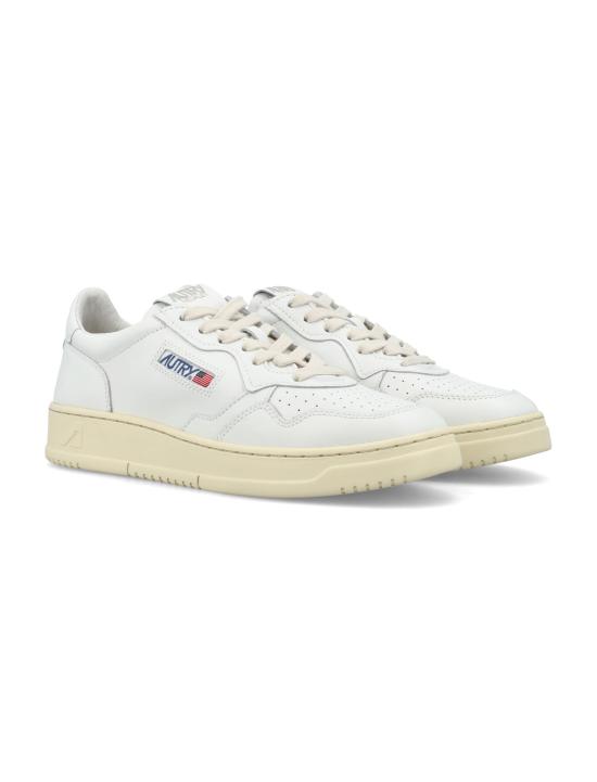 26FW 오트리 메달리스트 로우 스니커즈 AULMLL15 WW WHITE - AUTRY