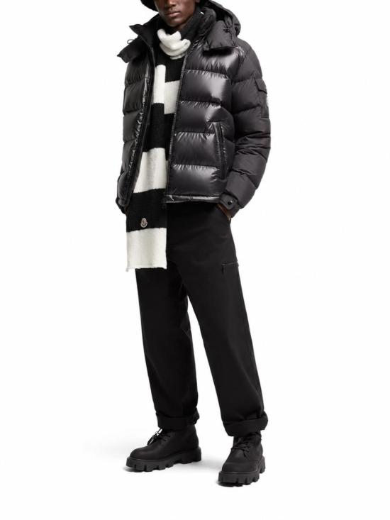 26FW 몽클레어 마야 후드 쇼트 다운 자켓 마야 후드 쇼트 다운 자켓 L20911A00138597YX 999 - MONCLER