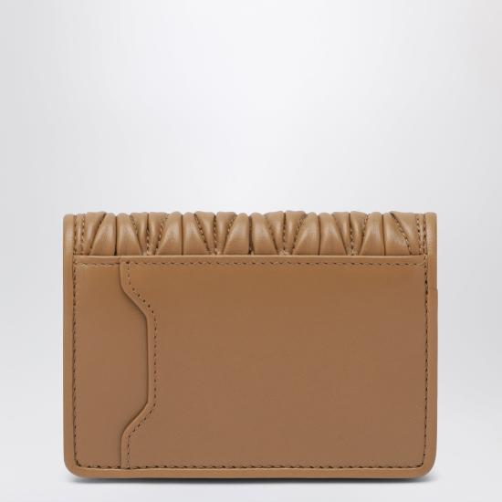26SS 미우미우 마테라쎄 나파 가죽 카드 지갑 5MC103AFPP Brown - MIU MIU