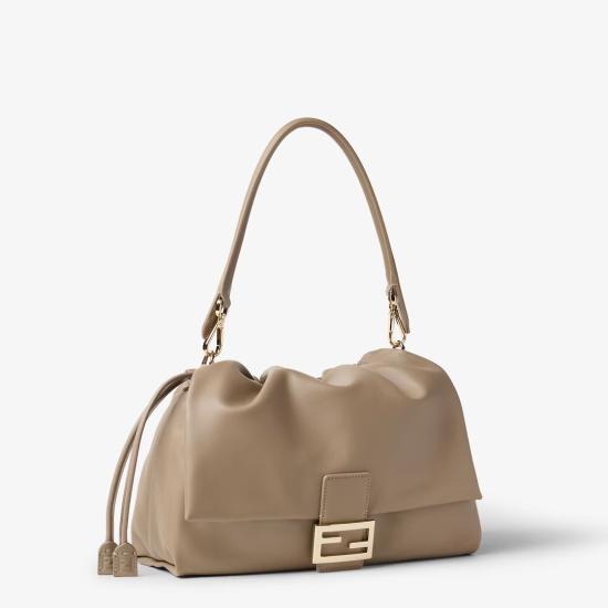 26FW 펜디 바게트 소프트 라지 백 바게트 소프트 라지 백 8BR857B1ZKF0QD3 Grey - FENDI