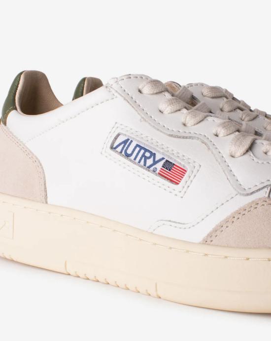  오트리 메달리스트 로우 스니커즈 AULM LS17 WHITE BRONZE GREEN - AUTRY