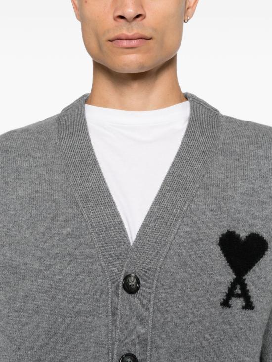 26FW 아미 하트 로고 인타르시아 V넥 가디건 UKC367 018A273 Gris - AMI