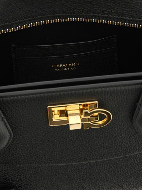 26FW 살바토레 페라가모 숄더백 스튜디오 소프트 이스트 웨스트 (M)  블랙 - SALVATORE FERRAGAMO