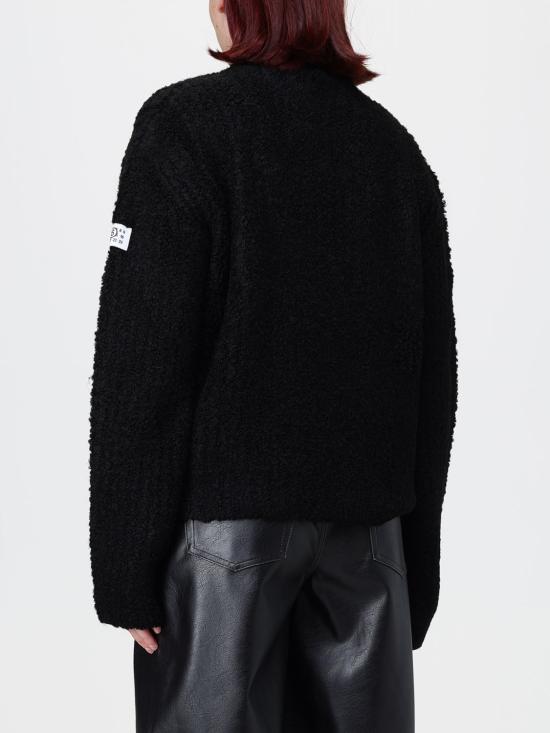 26FW MM6 메종마르지엘라 스웨터 S62HL0055M13342 900 Black - MM6 MAISON MARGIELA