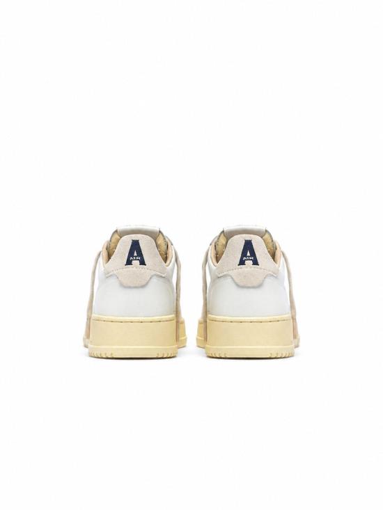 26FW 오트리 메달리스트 로우 스니커즈 AULMBJ 04 LEA SUELOGO WHT SNOWHT - AUTRY