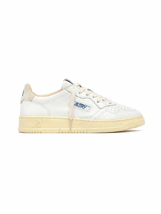 26FW 오트리 메달리스트 로우 스니커즈 AULMBJ 04 LEA SUELOGO WHT SNOWHT