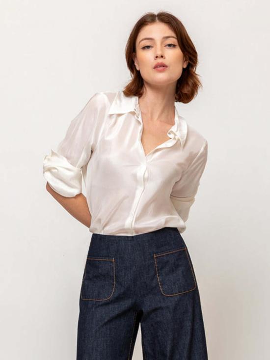  수잔 보머 블라우스