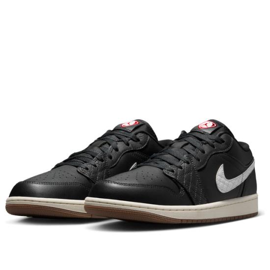  나이키 스니커즈 IO2047 001 DOM - NIKE