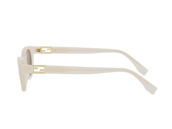 26FW 펜디 선글라스 FE40224I WHITE - FENDI