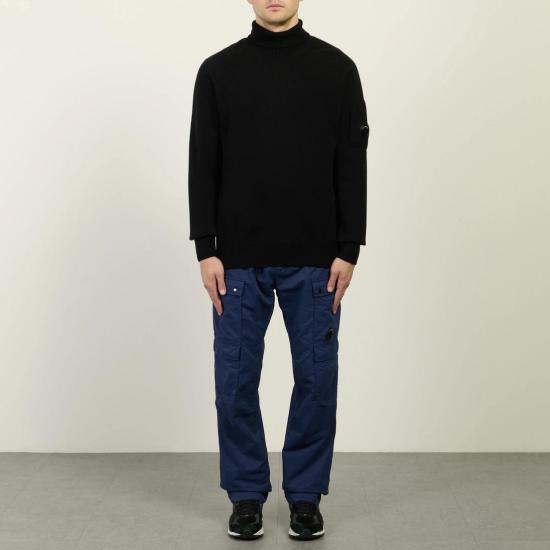 26FW 씨피 컴퍼니 터틀넥 21CMKN086A 110149A 999 BLACK DOM - C.P. COMPANY