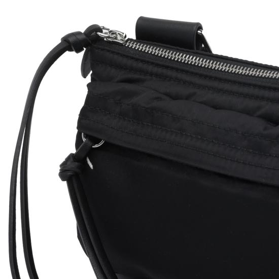 26FW 마르지엘라 집 카메라 백 SB1WG0097 P9226H0015 BLACK - MAISON MARGIELA