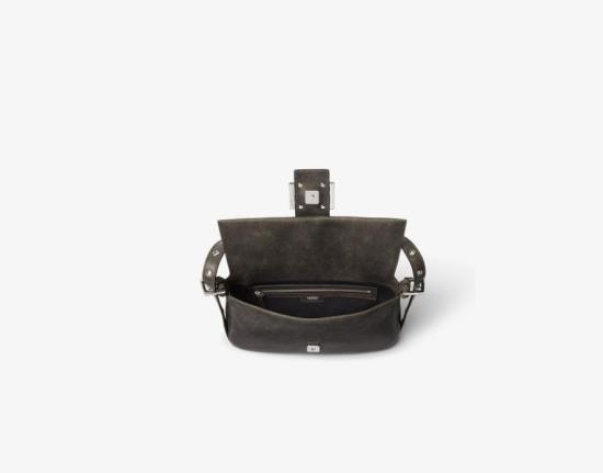 26FW 펜디 토트백 8BR850 B1FYF1XQ2 NERO VINTAGE - FENDI
