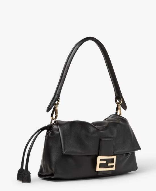 26FW 펜디 바게트 소프트 미디엄 백 8BR856 B1ZKF0QA1 BLACK - FENDI