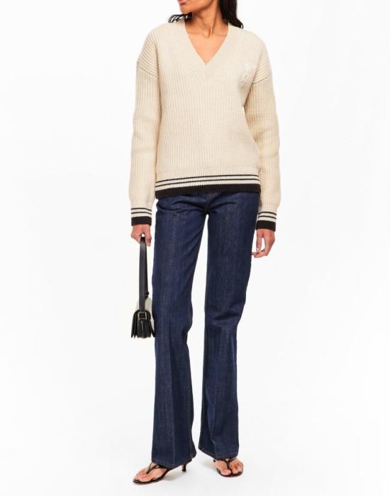 26FW 아미 립드 울 브이넥 아미 드 하트 스웨터 UKS864KN0161136 Neutrals - AMI