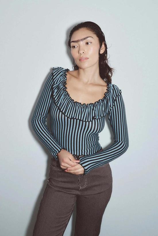  패션 브랜드 컴퍼니 블라우스 블루 스트라이프 러플 스쿱넥 탑 - FASHION BRAND COMPANY