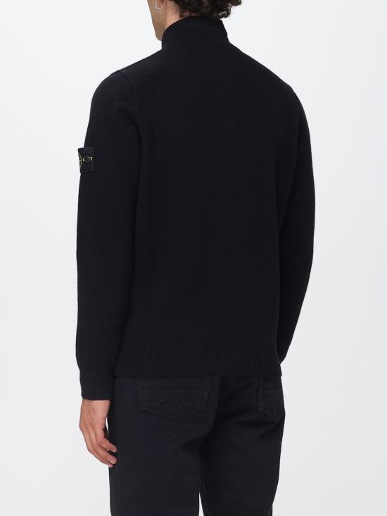 26FW 스톤 아일랜드 버튼 플래킷 램스울 레귤러 핏 하프 집 스웨터 5100040S0043 V0029 Black - STONE ISLAND
