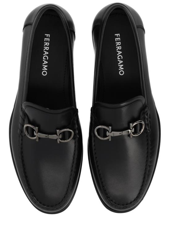  살바토레 페라가모 로퍼 페라가모 모카신 간치니 송아지 가죽  블랙 - SALVATORE FERRAGAMO