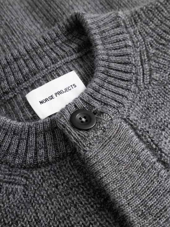 26FW 노스프로젝트 스웨터 Lana e Cotone Grigio Melange 소재의 카디건 지로콜로 - NORSE PROJECTS