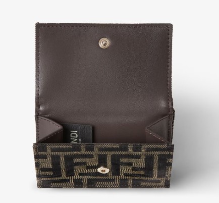 26FW 펜디 지갑 8M0595 B1JYF0VAT TABACCO MORO - FENDI