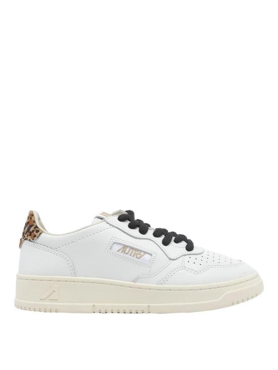 26FW 오트리 메달리스트 로우 레더 스니커즈 AULWOC02 WHITE