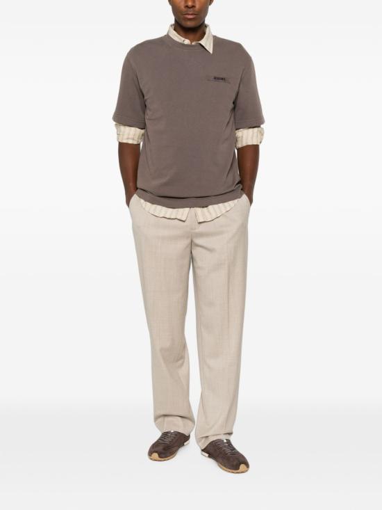 26FW 자크뮈스 그로그랭 로고 티셔츠 TSM00133AJ00226 850 BROWN - JACQUEMUS