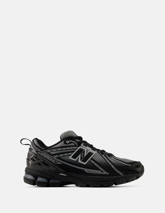 26FW 뉴발란스 1906R 스니커즈 U19069BR BLACK
