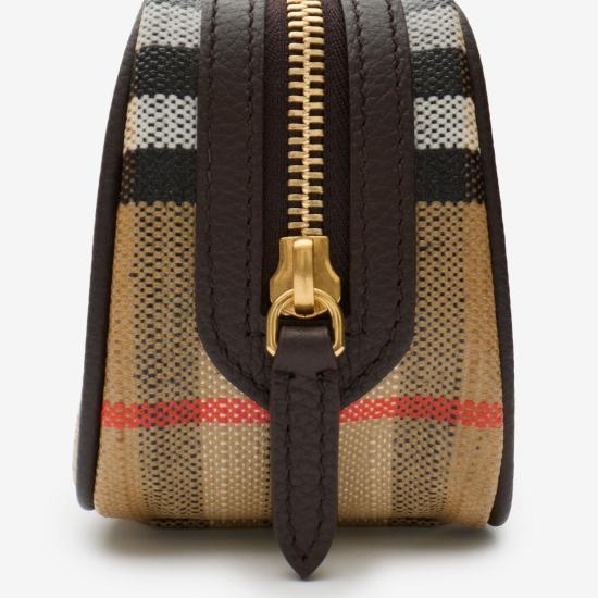 26FW 버버리 클러치/파우치 8127994166995 A2021 SAND - BURBERRY