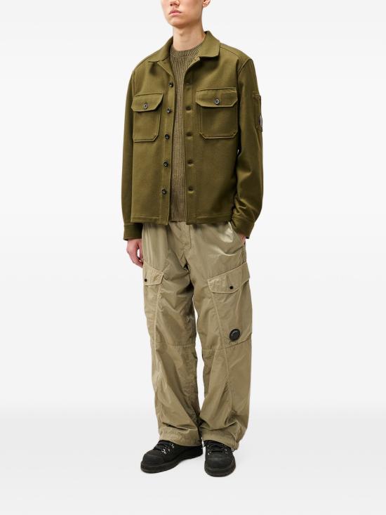 26FW 씨피 컴퍼니 펠티드 울 렌즈 버튼 오버셔츠 21CMOS261A110804A 683 IVY GREEN - C.P. COMPANY