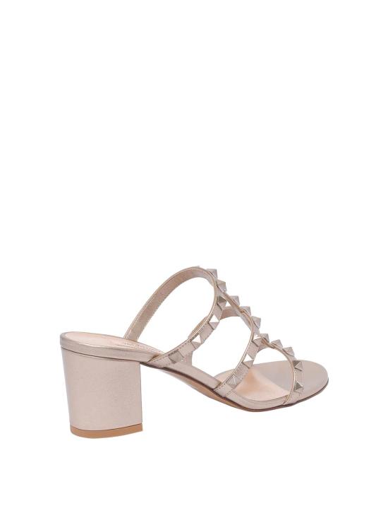26SS 발렌티노 가라바니 메탈릭 락스터드 샌들 S0C47JXHS69 BEIGE - VALENTINO GARAVANI