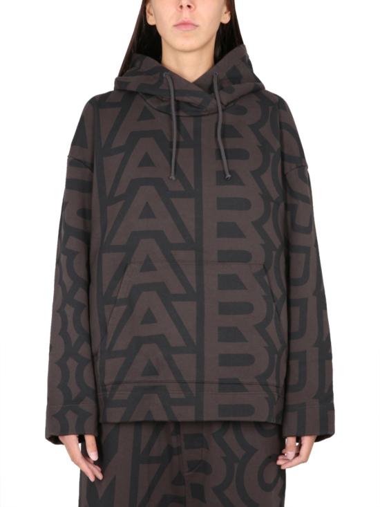  마크제이콥스 스웨터 마크 제이콥스 모노그램 로고 스웨트셔츠 브라운 - MARC JACOBS