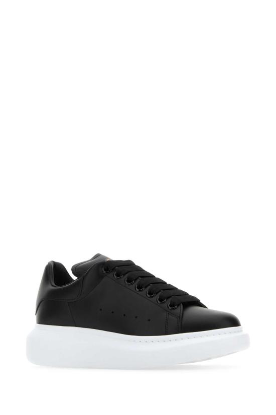 26FW 알렉산더 맥퀸 오버사이즈드 스니커즈 553770WHGP0 1000 BLACK - ALEXANDER MCQUEEN