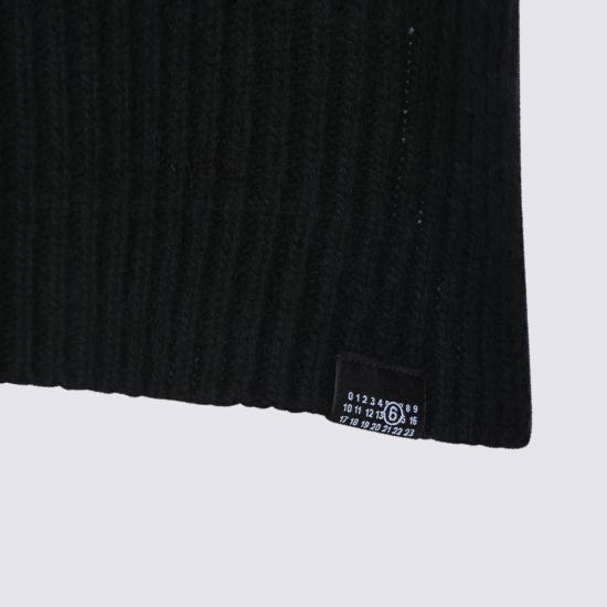 26FW MM6 메종마르지엘라 스웨터 S52TH0062 M13285900 BLACK - MM6 MAISON MARGIELA