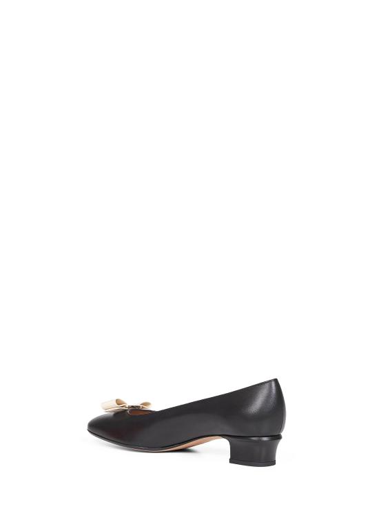  살바토레 페라가모 플랫 슈즈 01L410VARA20BIC790843 - SALVATORE FERRAGAMO