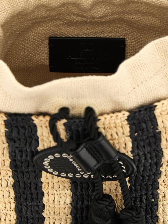  발렌티노 가라바니 토트백 LDW2B0T03IXUC8K BLACK - VALENTINO GARAVANI